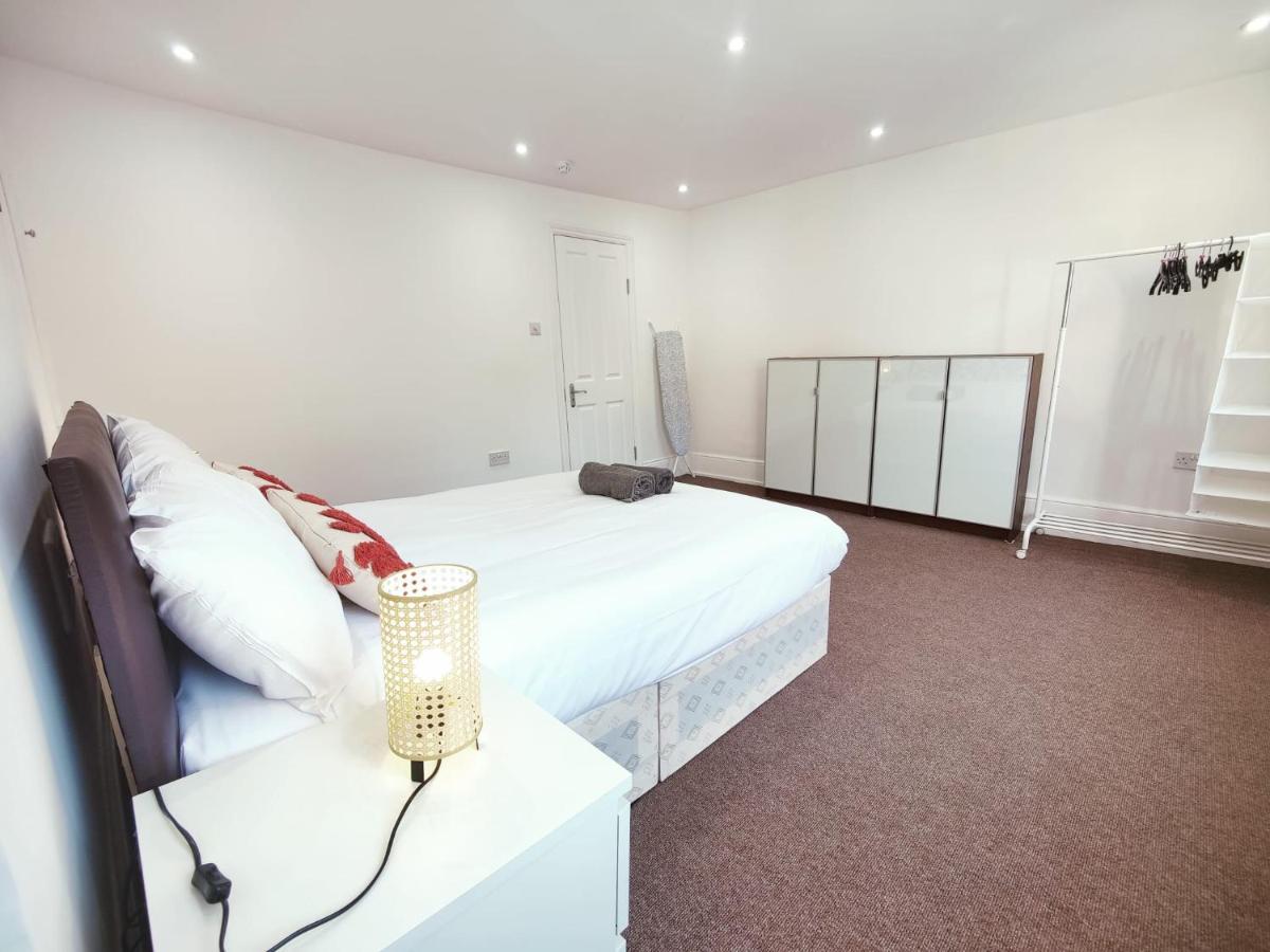 3 Bed Flat Close To Liverpool St & Brick Lane Λονδίνο Εξωτερικό φωτογραφία