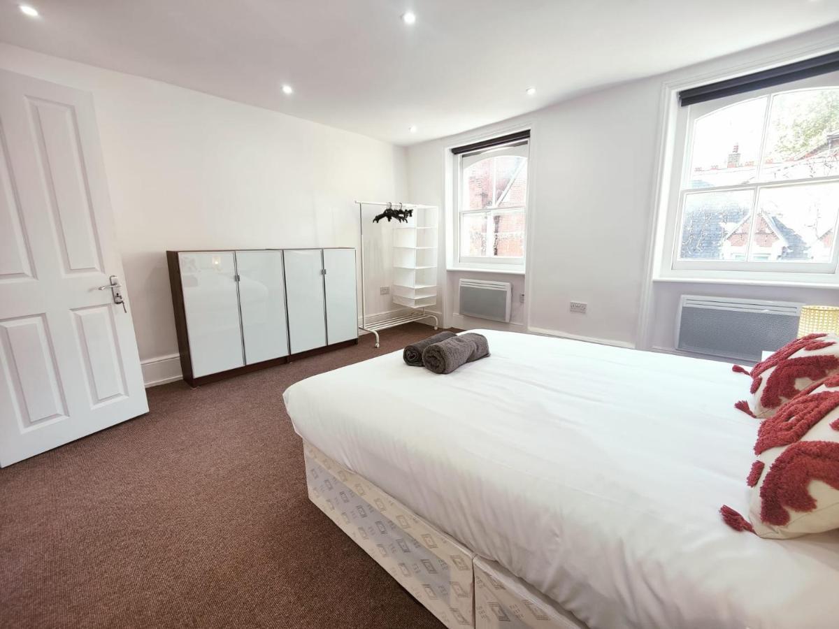 3 Bed Flat Close To Liverpool St & Brick Lane Λονδίνο Εξωτερικό φωτογραφία